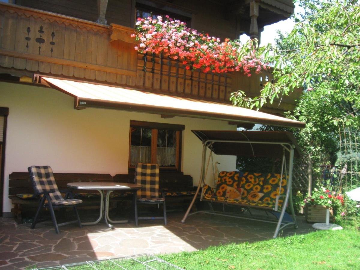 Ferienwohnung Hauser Aschau Im Zillertal Ruang foto